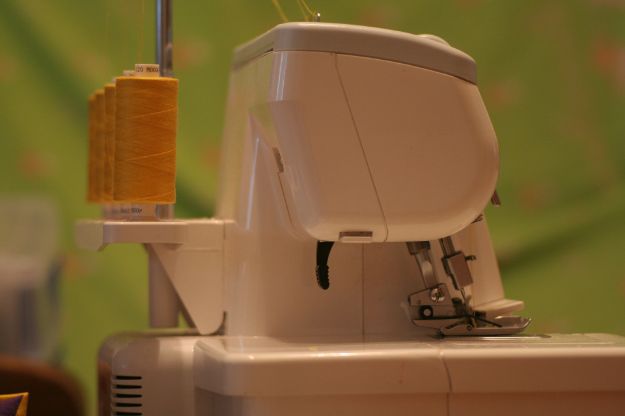 Sewing 101 : How to Sew a Straight Stitch
