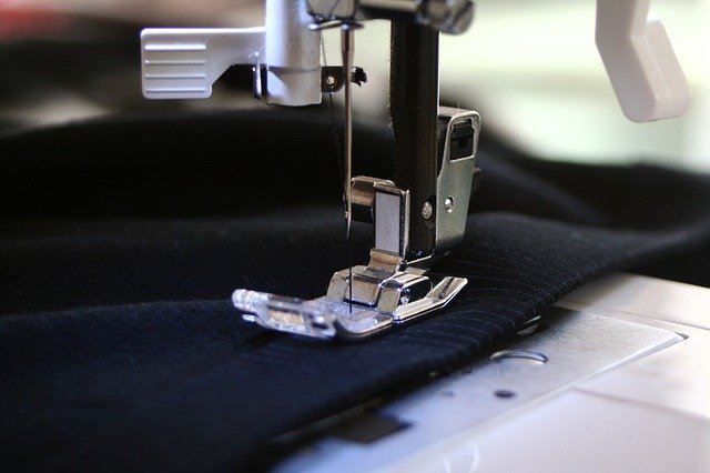 10 Safest Kids Sewing Machine For Your Teens