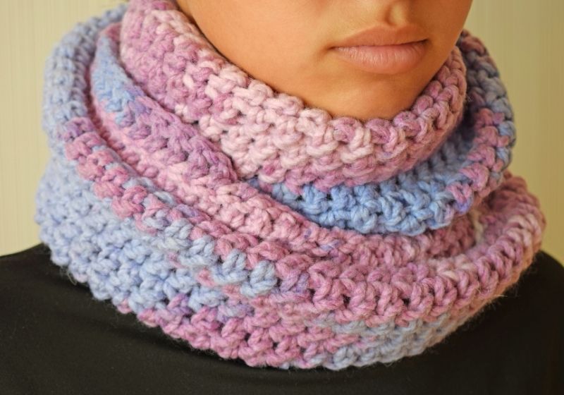 Snood scarf made of handmade wool yarn.Crocheting | infinity scarf crochet pattern