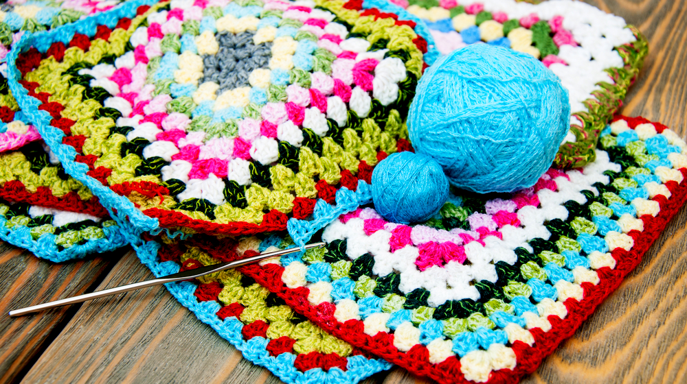 multicolored crochet washcloth | Crochet Washcloth Projects To Make Over The Weekend | Featured