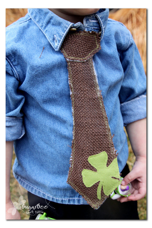 Faux Boys’ Tie | Easy St Patrick’s Day Decorations | Sewing Projects | Featured