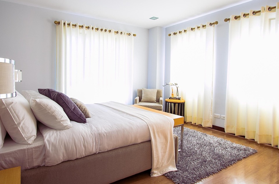 Easy Peasy Curtains | Lovely Sewing Projects To Transform Your Bedroom
