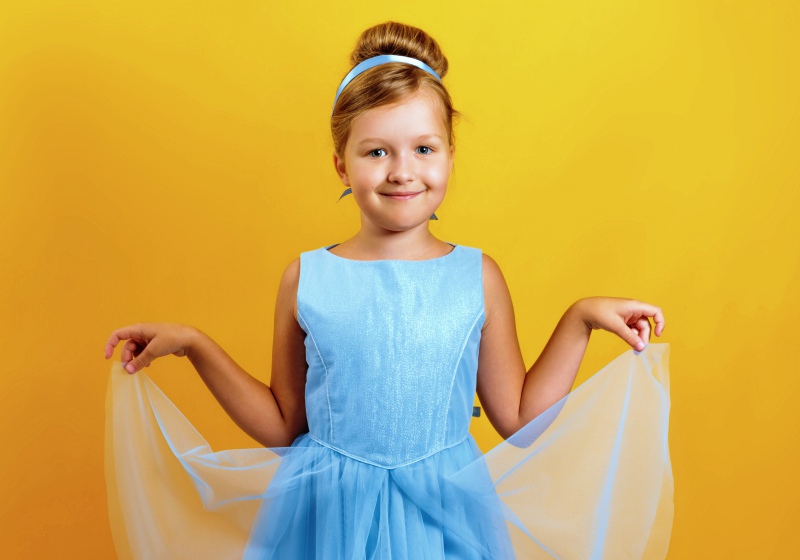 charming little girl costume princess cinderella | mccall's halloween costume patterns