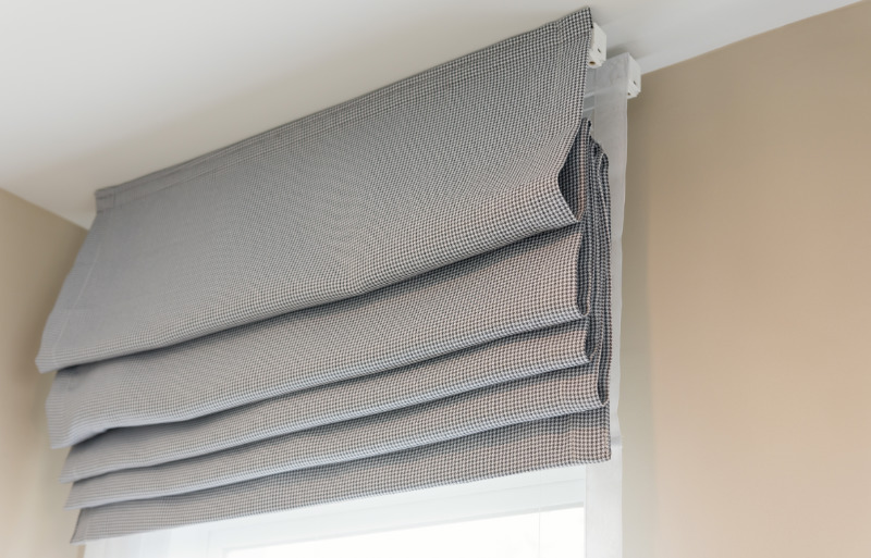 closed beautiful grey curtain cozy room | diy home decor projects