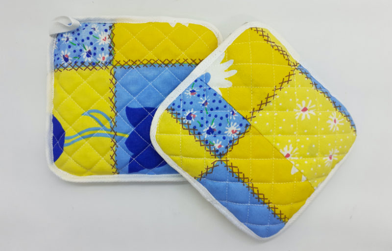 colorful artistic handmade craft pot holder | diy home decor projects