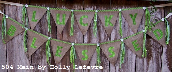 Lucky and Blessed Burlap Banner | Easy St Patrick’s Day Decorations | Sewing Projects | Featured
