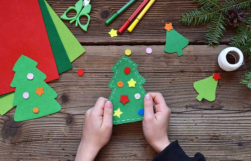making handmade christmas tree felt | christmas ornaments to sew