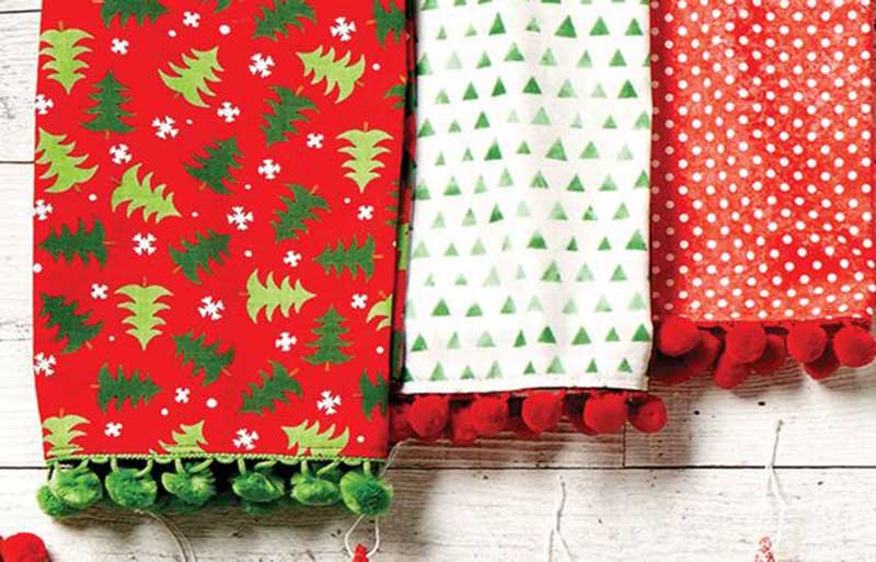 pom pom dish towel | christmas tea towels