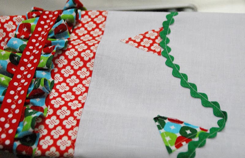 red and green dish towel | christmas tea towels