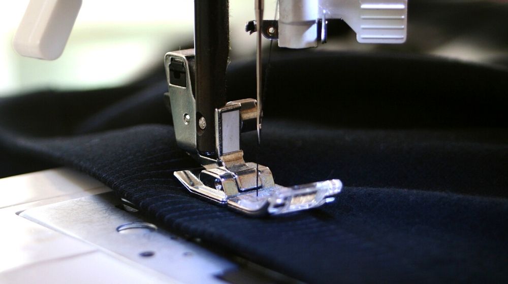 sewing machine sewing precision | The Best Sewing Machine For Beginners Guide