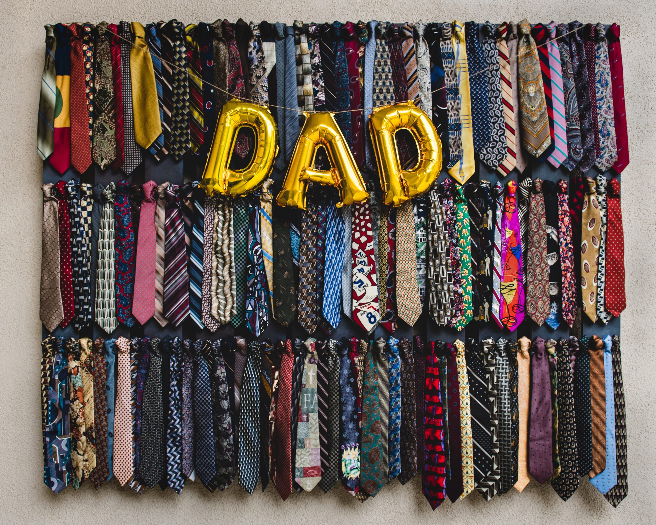 black, white, and red striped necktie | Father's Day Gifts To Sew For Dad Who Wants Nothing | diy present for dad | Featured
