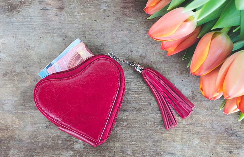 top view red heart shaped wallet | valentines day sewing project ideas
